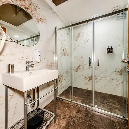 The Matara 8 Deluxe House Estambul